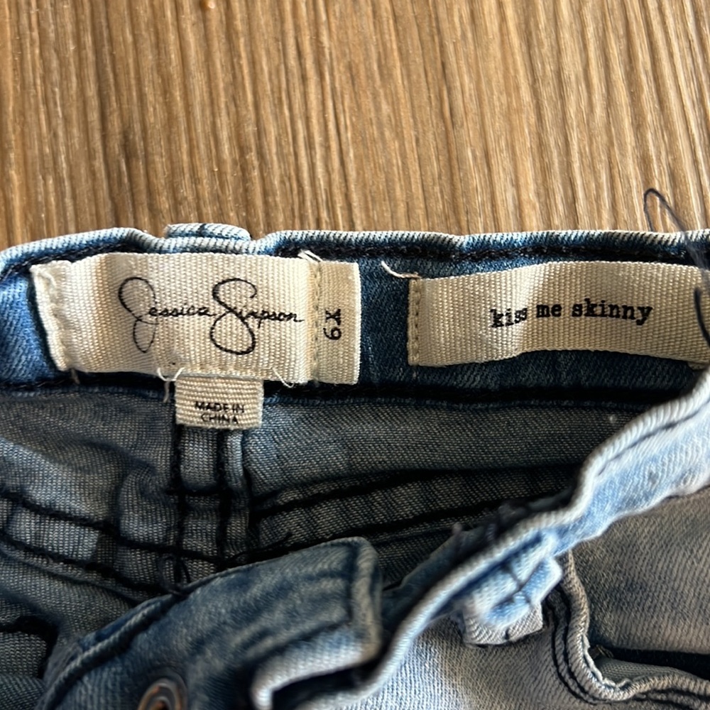 Jessica Simpson jeans - Picture 2 of 4